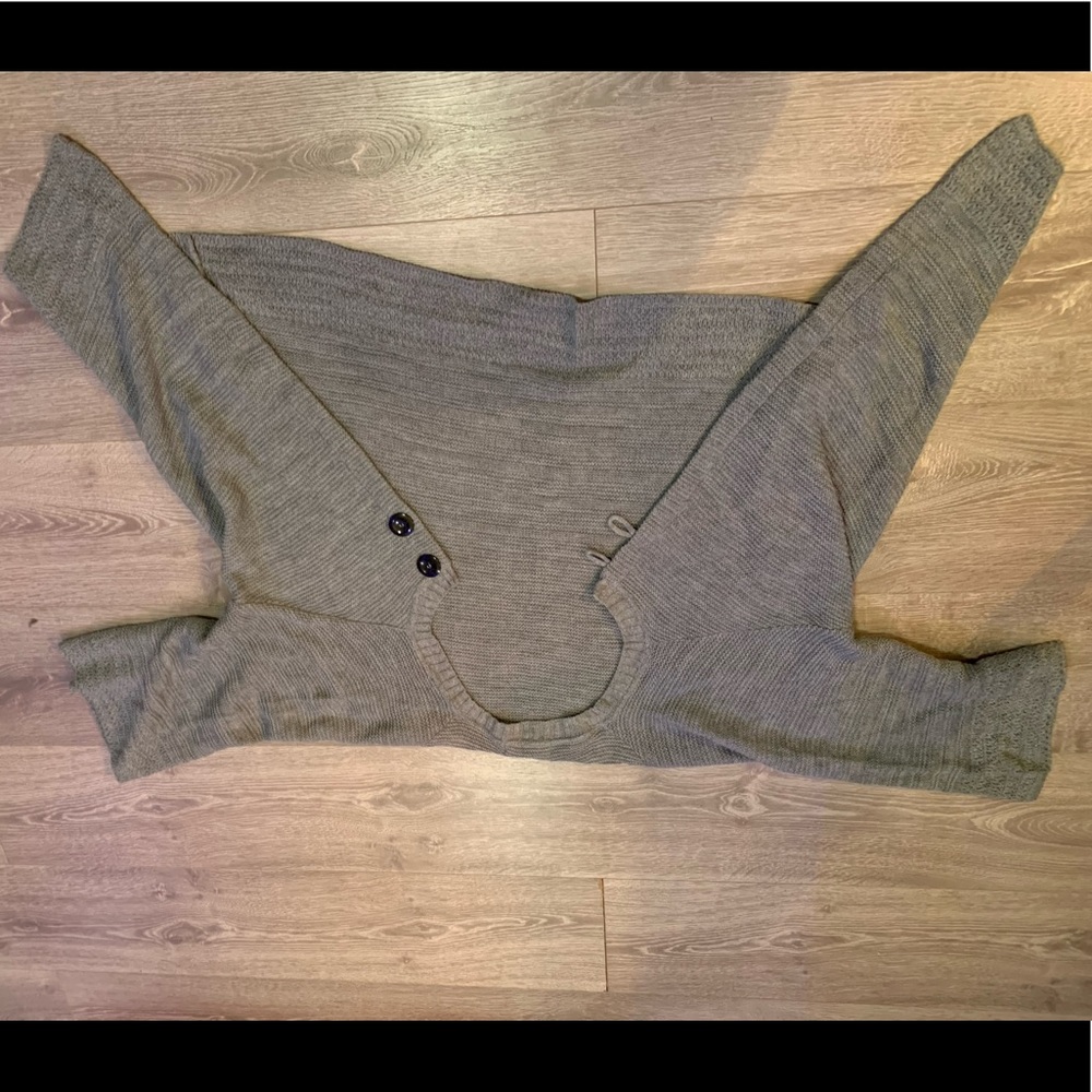 Grey sweater